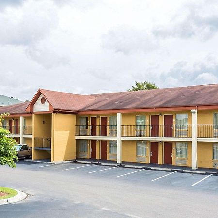 Econo Lodge Coliseum Charleston Zewnętrze zdjęcie