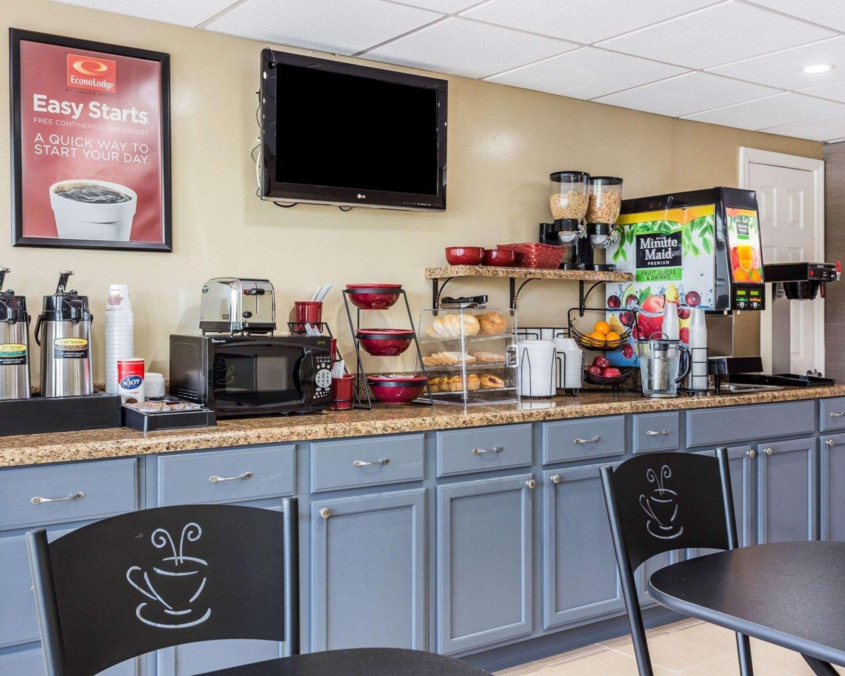 Econo Lodge Coliseum Charleston Zewnętrze zdjęcie
